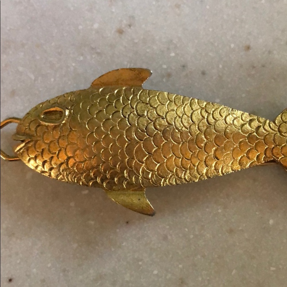 Fish Barrett - Picture 2 of 4